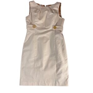Kristin Davis Cream Textured Sleeveless Sheath Dress Floral Button Detail Sz 10
